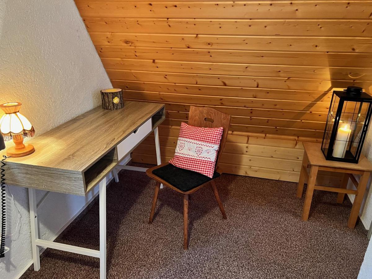 Urige Berghuette Mit Kamin Und Sauna Im Erzgebirge Nahe Schwarzwassertal Pobershau Dış mekan fotoğraf
